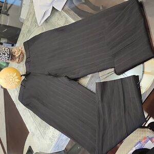 Hugo Boss men's virgin wool black stripped comfy leg dress pants 30